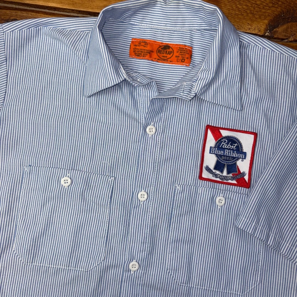 Red Kap Work Shirt Mens Medium Blue Pabst Blue Ribbon Patch Striped PBR Beer